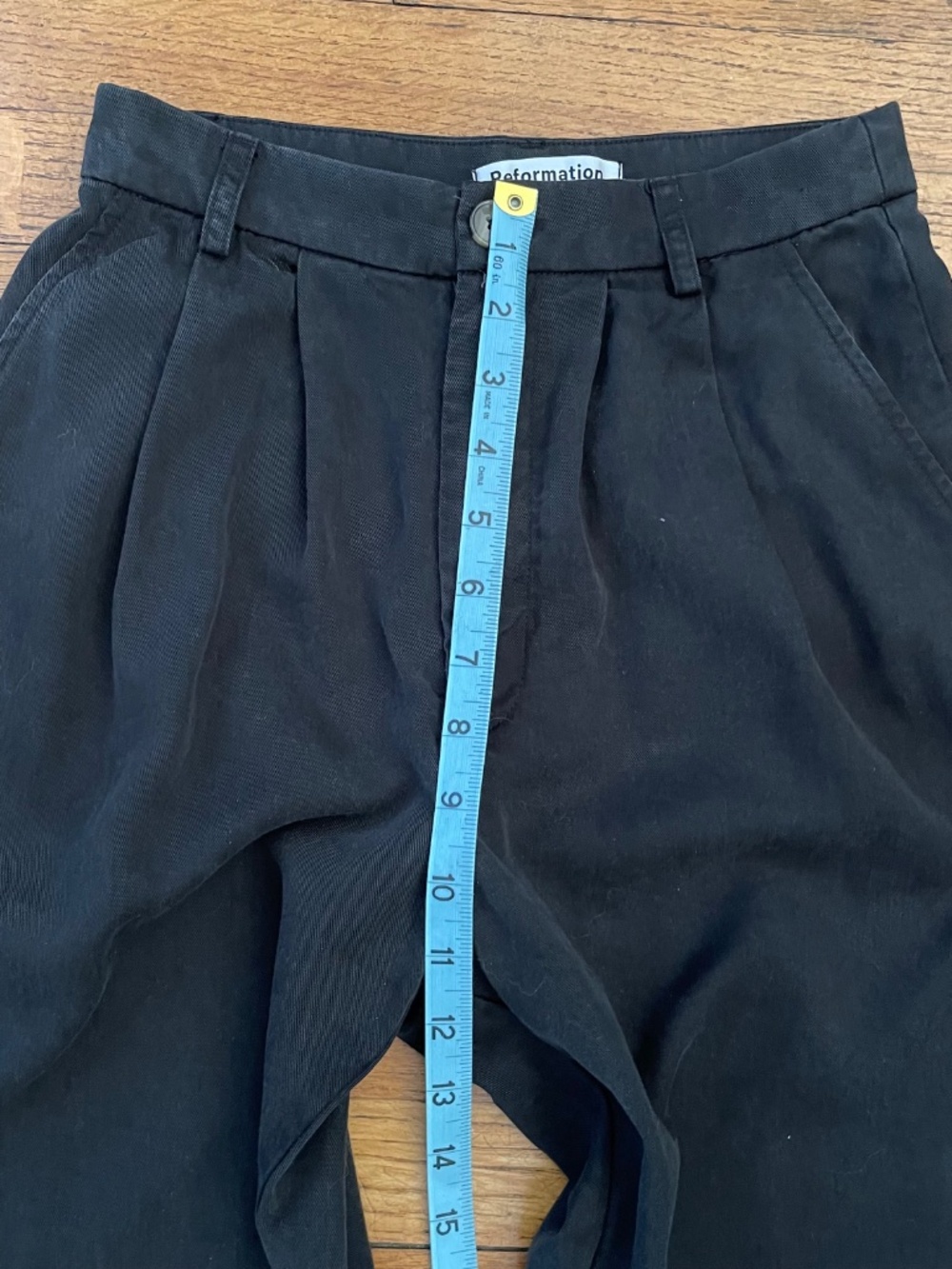 Reformation Mason Tencel Pleated Trousers - Picture 6 of 9